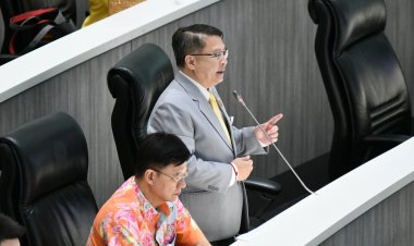 "สว.เปรมศักดิ์" ห่วงโครงการรถไฟความเร็วสูง กระทบชุมชนขอนแก่นกว่า 1,200 ครัวเรือน จี้นายกฯ เร่งหามาตรการเยียวยา