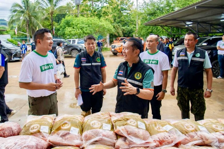 น้ำใจคนไทยไม่มีหมด แนะเลือกวัตถุดิบอาหารที่มีคุณภาพดีส่งมอบอาหารปลอดภัยแก่ผู้ประสบภัย