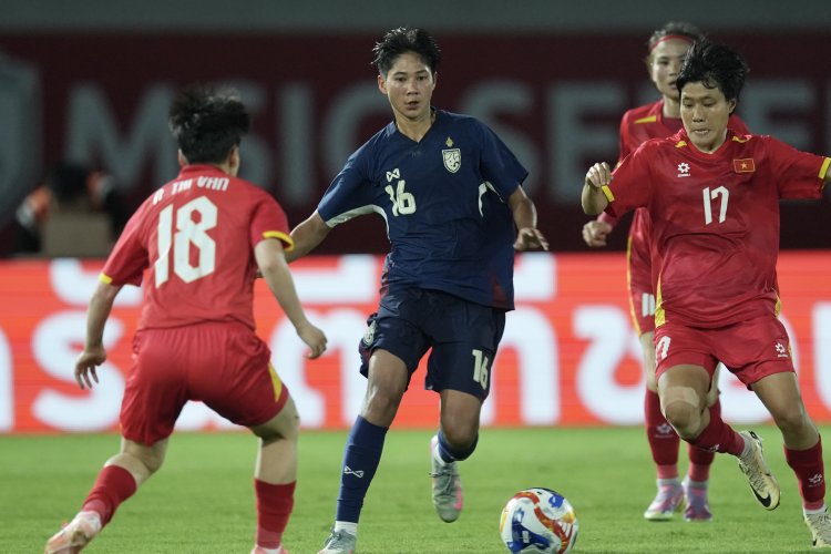 ชบาแก้ว พ่าย เวียดนาม 0-1 เข้ารอบรองฯชิงแชมป์อาเซียน ในฐานะรองแชมป์กลุ่ม