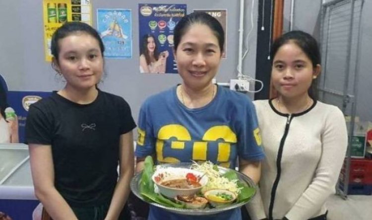 หมึก มายา พาชิม!! น้องสาวหน่อย-มณฑิรา ชวนมา กิ๋นอาหารเมืองเหนือที่  “ร้านลำดีตี้สายไหม”