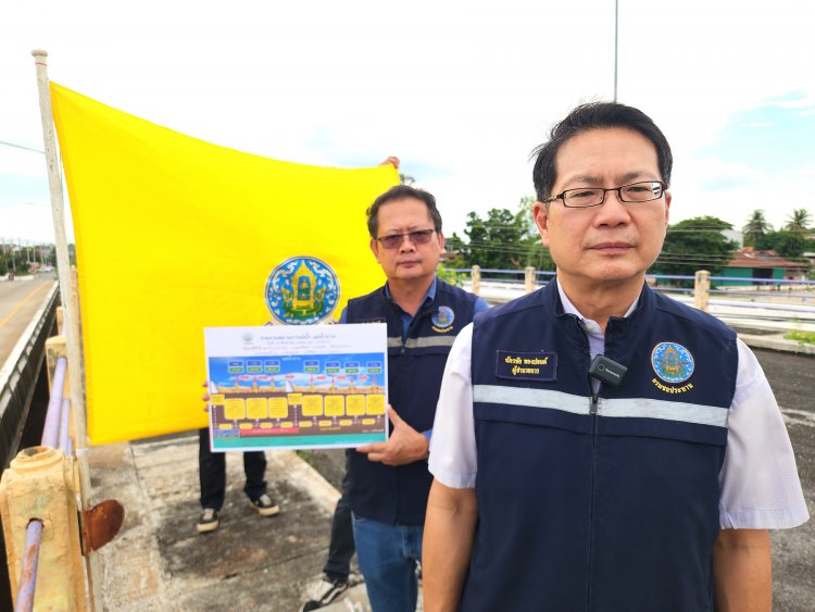 ชลประทานพิจิตรปักธงเหลืองเตือนรับมือแม่น้ำน่านเพิ่มระดับสูงขึ้นจ่อล้นตลิ่ง