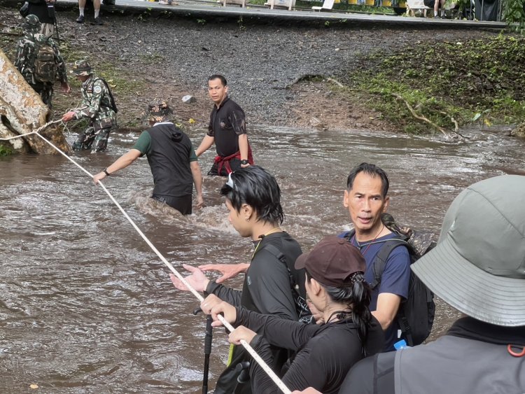 อุทยานฯ เขาใหญ่เร่งยกระดับความปลอดภัย เตรียมติดตั้งอุปกรณ์ช่วยชีวิตรับมือฝนหนัก น้ำป่าหลาก