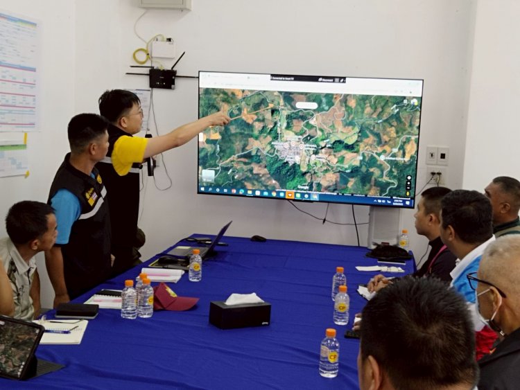 น่าน –กรมทรัพยากรธรณี เขต 1 จ.ลำปาง ชี้หมู่บ้านสบขุ่น อ.ท่าวังผา มีความเสี่ยงดินสไลด์อยู่ที่ระดับปานกลางถึงสูงมาก ขณะที่ทุกหน่วยงาน เร่งระดมหาแนวทางช่วยเหลือ