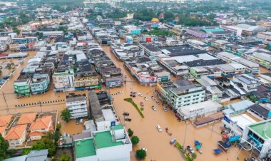 หอการค้าเพชรบูรณ์เผยน้ำท่วมหล่มสัก หนักกว่าปี'54 เสียหายเกิน 100 ล้าน