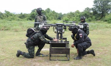 "ทีม อากาศยาน ฟินิกซ์"  หน่วยเฉพาะกิจราชมนู  "เขี้ยวเล็บใหม่"   กองทัพไทย