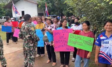 ส่งตัวนางเขื่อนพร้อมลูกหลานรวม 4 คนกลับเขมร ข้อหาอยู่ไทยเกินกำหนด