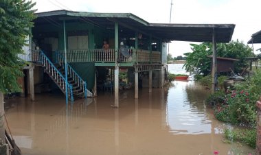 มวลน้ำเหนือไหลสมทบเจ้าพระยาเอ่อล้นท่วม ตำบลท่าซุงเมืองอุทัยธานีเดือดร้อนหนัก