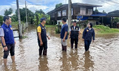 นายอำเภอบ้านตากเร่งช่วยเหลือผู้ประสบภัยน้ำท่วม