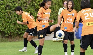 "บอลหญิงไทย" เข้าแคมป์ ฟิตจัดเตรียมอุ่นเครื่อง "บังคลาเทศ" ฟีฟ่าเดย์