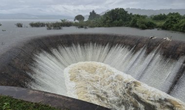 พายุ"ราซากา"ฝนตกหนักเติมน้ำเต็ม 5 อ่างเก็บน้ำใหญ่ศรีสะเกษเกิน  100%
