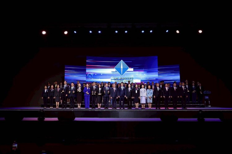 คปภ. จัดงานพิธีมอบรางวัลประกันภัยดีเด่นครบวงจร 12 ประเภท  61 รางวัล