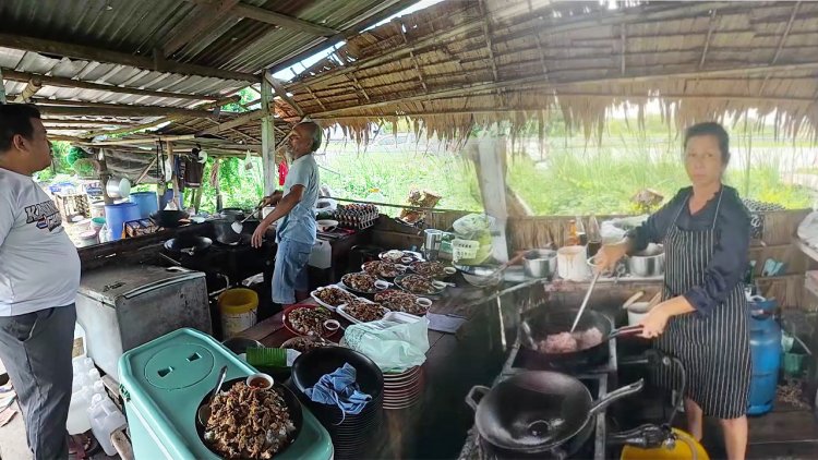 สุขต่อใจ!ข้าวแกงจานเด็ด "ลุงตู่"อร่อยถูก อิ่มพุงกาง โดนใจคนจ