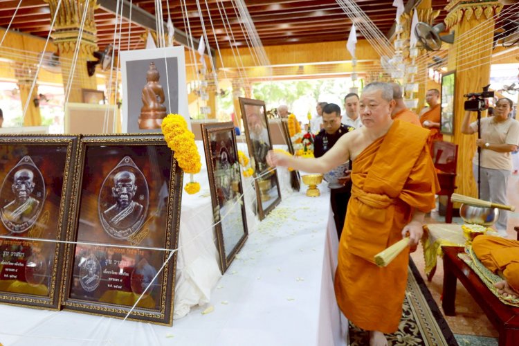 สุดขลังพิธีพุทธาภิเษก“เหรียญวาสนา” หลวงพ่ออ๊อด วัดสายไหม เกจิดังแห่งยุคนั่งปรกอธิษฐานจิต