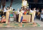 โศกเศร้า!!สูญเสียครั้งใหญ่ ชาวอุทัยธานีนักเรียนร่วมแสดงรำถวายแสดงดนตรีไทย ไว้อาลัยวางพวงมาลา พระพันปีหลวง