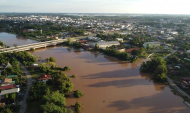 พิจิตรแจ้งเตือนชุมชมริมน้ำน่านเตรียมพร้อมอพยพเข้าศูนย์พักพิงเหตุระดับน้ำเพิ่มสูงขึ้นจ่อล้นตลิ่ง