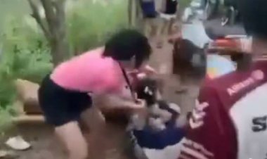 แชร์สนั่นโซเชี่ยล!คลิปกลุ่มนักเรียนหญิงยกพวกตีกัน...ศึกปราจีนฯ$แปดริ้ว