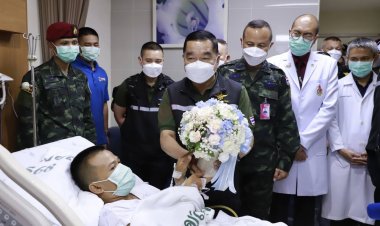 รมว.กลาโหมชื่นชมความกล้าหาญ “ส.อ.บุริศวร์”บาดเจ็บจากเข้าระงับเหตุปล้นทอสุไหงโก-ลก