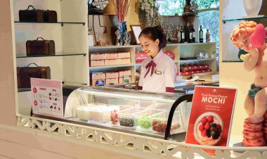 เชิญชิม “โมจิครีมชีสผลไม้สด” สุดฮิต ที่ดิเอมเมอรัลด์เค็กช็อพ