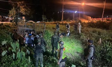 สืบภาค 6 สนธิ ตำรวจภูธรตาก-ทหาร  สกัดจับต่างด้าวหนีเข้าเมืองชายแดนไทย