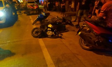 2 ทีมกู้วัยวิวาทเดือดกลางถนนปมขัดแย้งช่วยเหลือคนเจ็บไปโรงพยาบาล