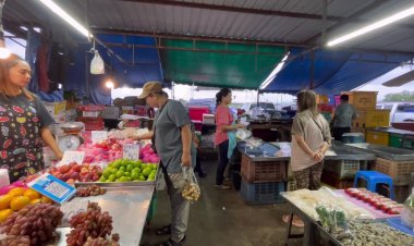 ชาวตรังขอรัฐบาลอยู่ยาวกว่า 4 เดือนแก้ปัญหาปากท้อง-ศก.ตกต่ำ