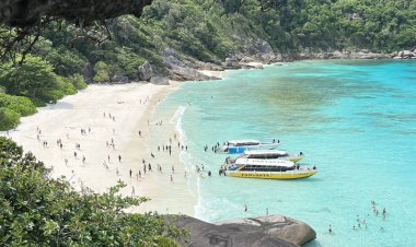 เปิดฤดูกาลท่องเที่ยววันแรก “สิมิลัน” สร้างรายได้ทะลุล้านบาท