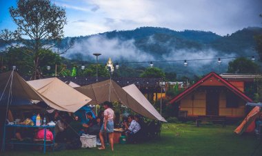 เปิดวาร์ป “เส้นน้ำตกกระอาง” บ้านนา นครนายกแหล่งแคมป์ปิ้งสุดชิค – ร้านเด็ดรสแซ่บ ที่ต้องเช็กอิน!