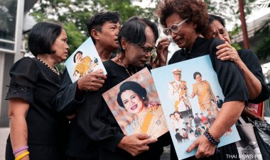 พสกนิกรร่ำให้ ถวายความอาลัยพระพันปีหลวง สวรรคต
