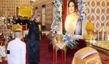 กรมสมเด็จพระเทพรัตนฯ บำเพ็ญพระราชกุศลถวายพระบรมศพ สมเด็จฯ พระบรมราชชนนีพันปีหลวง
