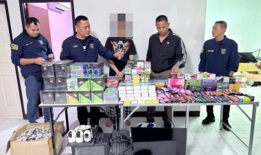 ตร.กาฬสินธุ์ บุกทลายร้านขาย 'บุหรี่ไฟฟ้า' ออนไลน์ ยึดของกลางกว่า 2,800 ชิ้น