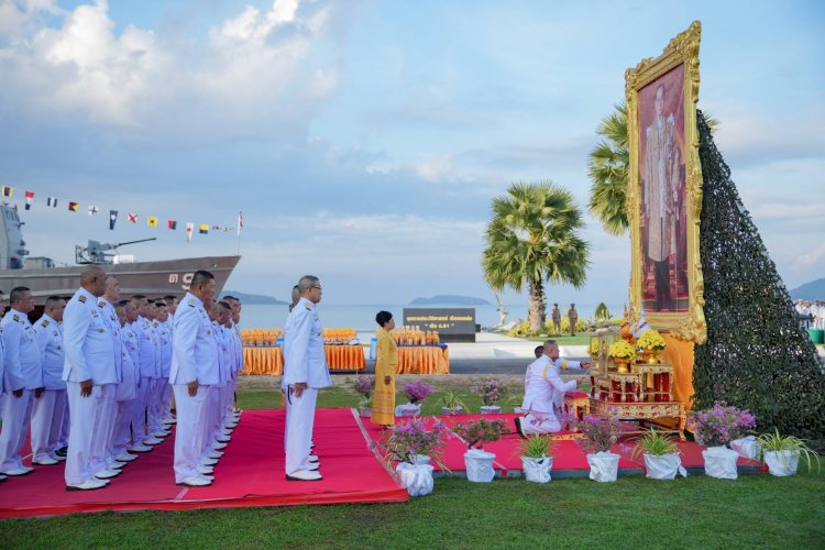 รพ.สมเด็จพระนางเจ้าสิริกิติ์ฯ ร่วมกิจกรรมน้อมรำลึก"วันนวมินทรมหาราช” 13 ตุลาคม 2568