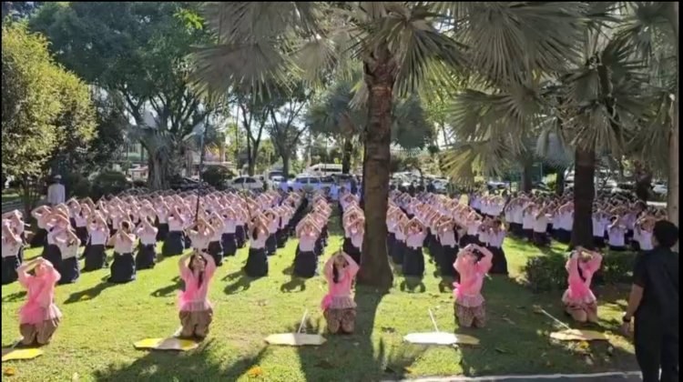 ยิ่งใหญ่!พิธีวางพวงมาลา-ถวายบังคมที่โบราณสถานลายพระหัตถ์ฯพระพุทธเจ้าหลวง (รัชกาลที่ 5)