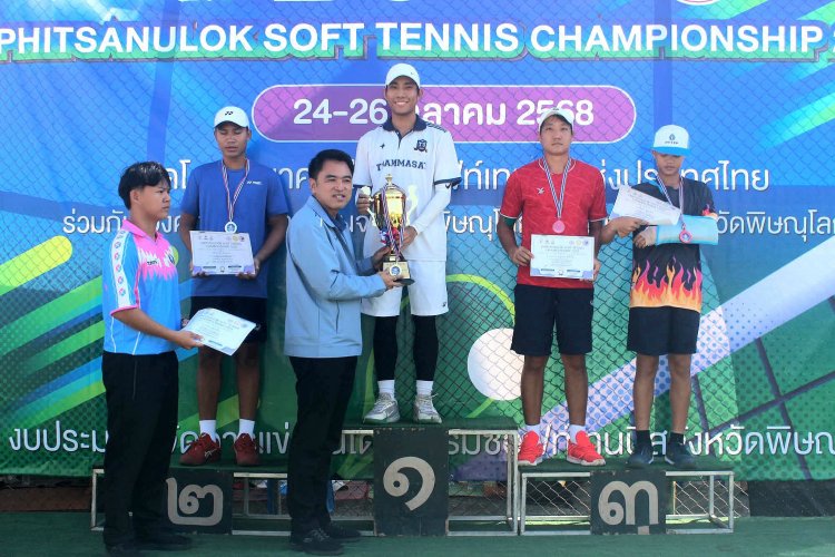 3 นักหวดสาวเครื่องร้อน คว้าคนละ3แขมป์ "พิษณุโลก ซอฟท์ เทนนิส แชมเปี้ยนชิพ"