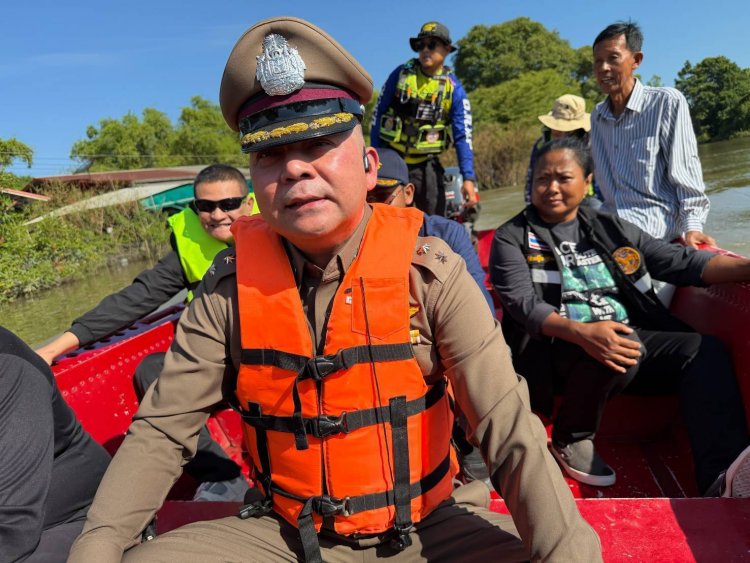 ผู้พิทักษ์สันติราษฎร์  คนจริง!รอง.ผบก. พิษณุโลกลุยช่วยเหลือประชาชนที่ประสบอุทกภัย