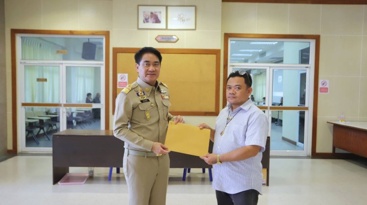 ร้องผู้ว่าปทุมฯตรวจสอบปลัด อบต.รักษาการณ์นายกสวนพริกไทยผลาญงบ 3 เดือนกว่า 4 ล้านบาท