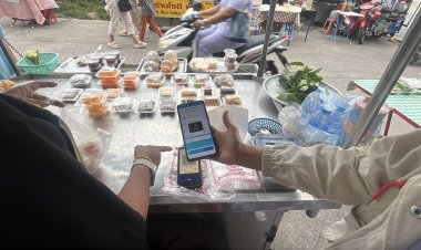 พ่อค้าแม่ค้ายิ้มร่าลูกค้าแห่สแกนจ่าย "คนละครึ่งพลัส"ดันยอดขายคึกคัก เงินสะพัดสงขลา