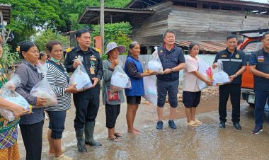 “สส.ปั้น” นำถุงยังชีพ "มูลนิธิธรรมนัส พรหมเผ่า" ลุยช่วยเหลือผู้ประสบอุทกภัย