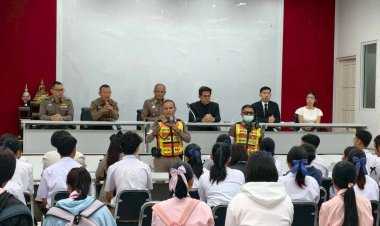 สภ.เมืองชัยภูมิ ต้อนรับคณะ “ค่ายต้นกล้าตุลาการ ถิ่นพญาแล ครั้งที่ 2”