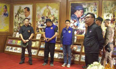 ผู้ว่าฯ ชัยภูมิ ตามรอยเสด็จฯ ร.9 และสมเด็จพระพันปีหลวง ทรงช่วยเหลือผู้ประสบอัคคีภัยที่บ้านหนองไผ่ล้อม