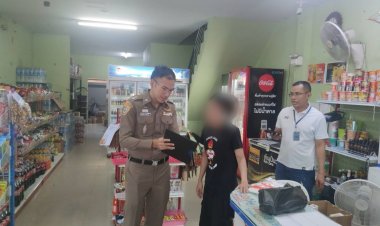 ทลาย2ร้านขายของชำลอบขายบุหรี่เถื่อนซุกถังน้ำแข็งมูลค่ากว่า 5 แสนบาท