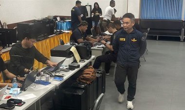 ปทุมธานีทลายเว็บพนัน ยึดเงินสด30ล้าน เอทีเอ็มบัญชีม้ากว่า100ใบ