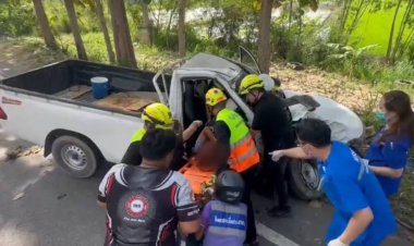 หนุ่มเมืองอุทัยธานีกระบะหลับในพุ่งชนต้นไม้ข้างทางบาดเจ็บสาหัส