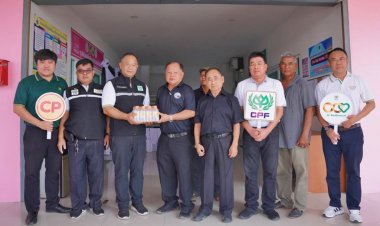 “อยู่เคียงข้างทุกวิกฤต” ซีพีเอฟ ลงพื้นที่อ่างทอง ส่งตรงความช่วยเหลือ เติมพลังใจ...ไม่ทิ้งกันในยามยาก