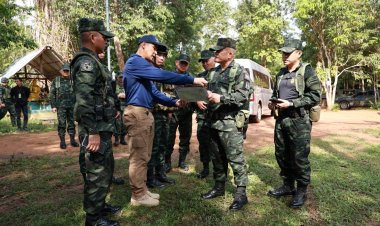 แม่ทัพภาคที่ 2 ตรวจพื้นที่ช่องเหว ติดตามผลเก็บกู้ทุ่นระเบิด