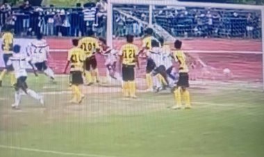 สนามแตก!!"หมอนทองวิทยา"บุกเจ๊า "สายมิตรศึกษา"1-1 ดวลจุดโทษพ่าย 4-1