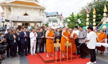 “สมเด็จธงชัย”ประธานพิธีเททองหล่อนรสิงห์ไตรมิตร-พุทธาภิเษกวัตถุมงคลเหรียญพุทธศิลป์