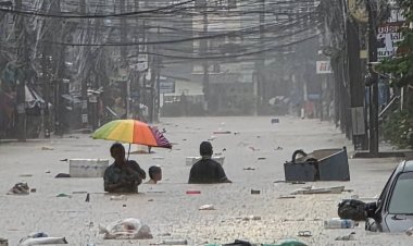 น้ำเหนือจากยะลาเอ่อล้นตลิ่งทะลักท่วมย่านเศรษฐกิจปัตตานีจมทั้งเมือง