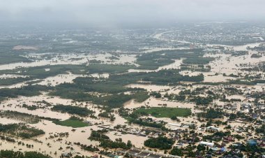มหาอุทกภัยถล่มอาเซียน " ไทย- เวียดนาม -มาเลเซีย"อ่วมอรทัย