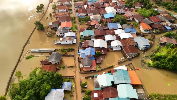 โพนางดำชัยนาทวิกฤต!เขื่อนเจ้าพระยาพร่องน้ำเพิ่มทะลักท่วม 7 หมู่บ้าน