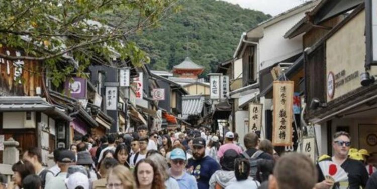 ญี่ปุ่นเตรียมขึ้นค่าวีซ่านักท่องเที่ยวต่างชาติปี 2569 แก้ปัญหาท่องเที่ยวล้น